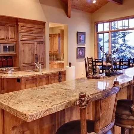 Complet Family Ski Chalet Villa *